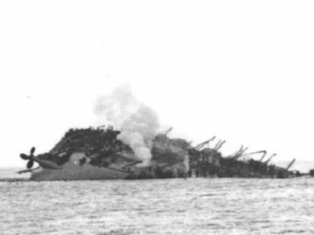 HMT Lancastria ten minutes after bombing by Ju 88s